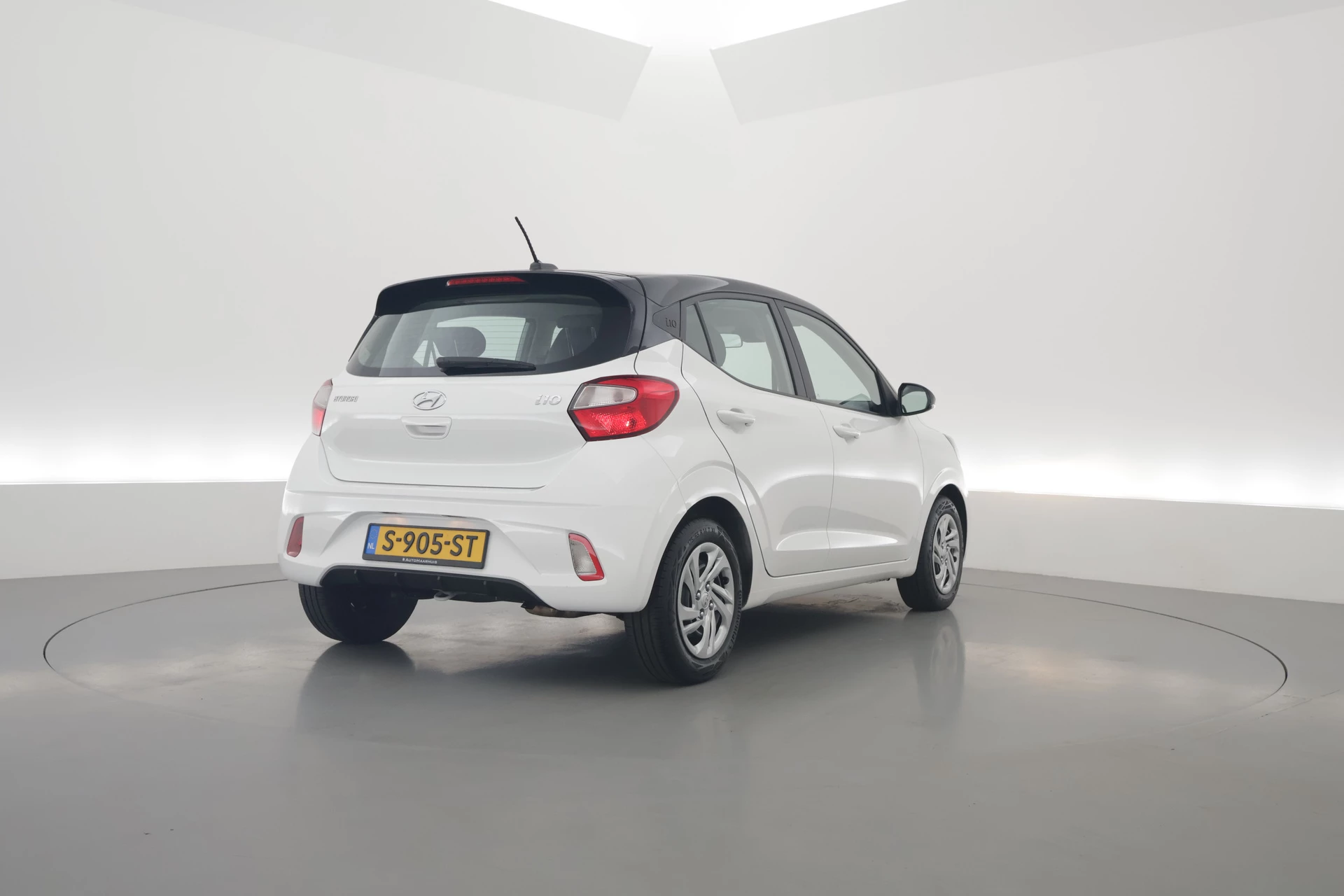 Hoofdafbeelding Hyundai i10