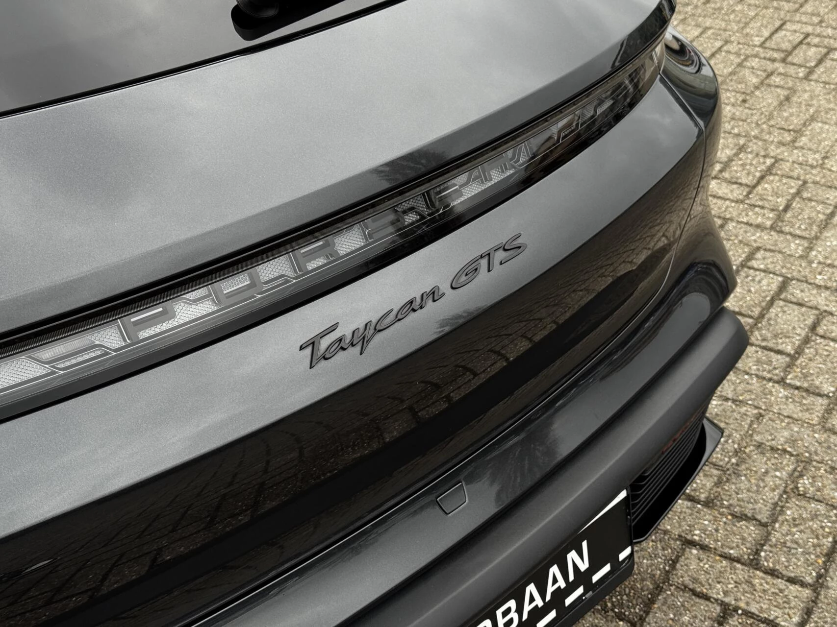 Hoofdafbeelding Porsche Taycan