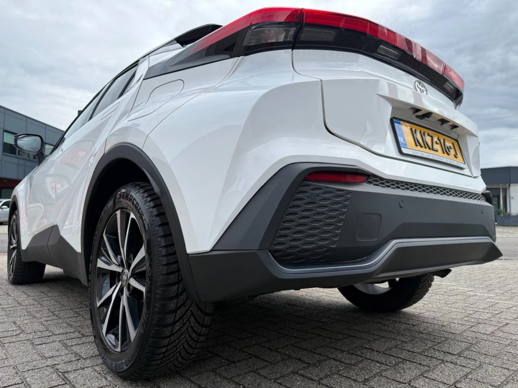 Hoofdafbeelding Toyota C-HR