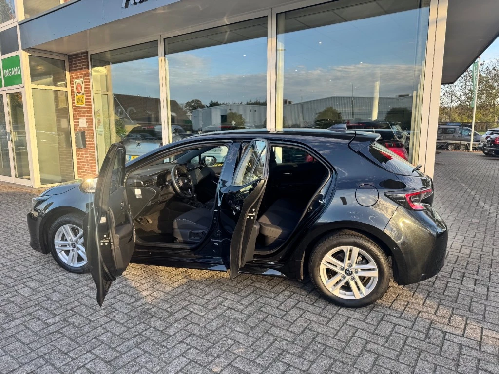 Hoofdafbeelding Toyota Corolla