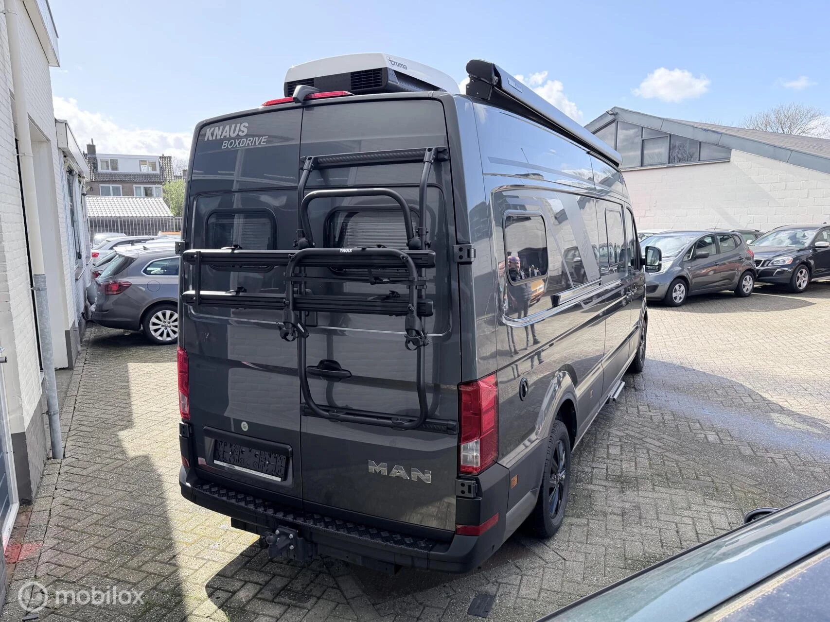 Hoofdafbeelding Knaus TGE 3.180