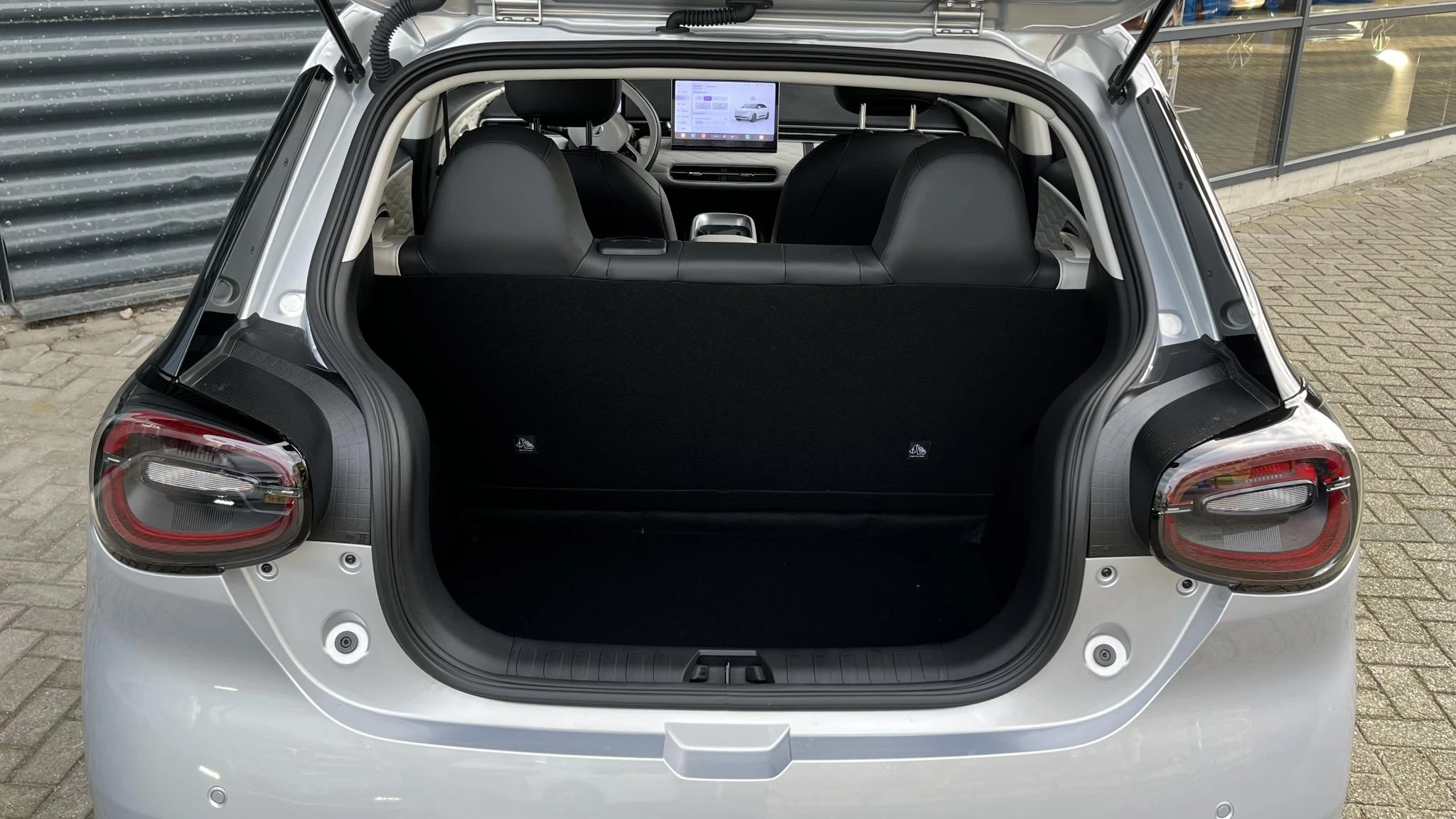 Hoofdafbeelding Dongfeng Box