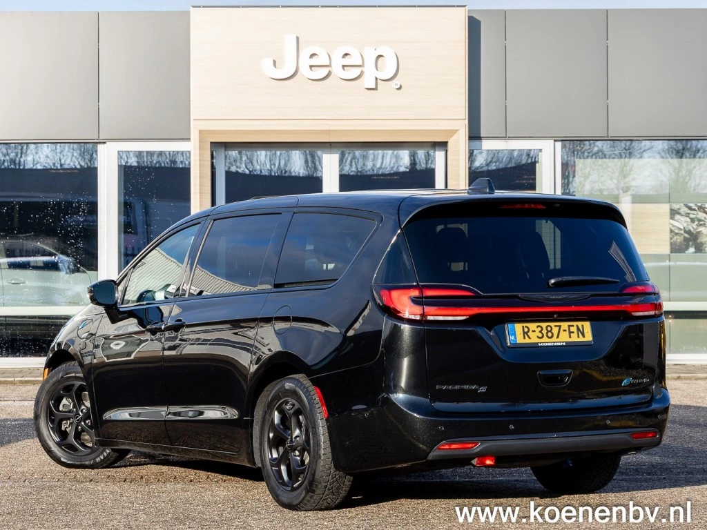 Hoofdafbeelding Chrysler Pacifica