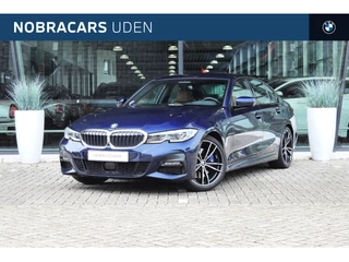 BMW 3 Serie 330i High Executive M Sport Automaat / Trekhaak / Sportstoelen / Laserlight / Comfort Access / M Adaptief onderstel / Parking Assistant Plus / Head-Up / Harman Kardon / Live Cockpit Professional