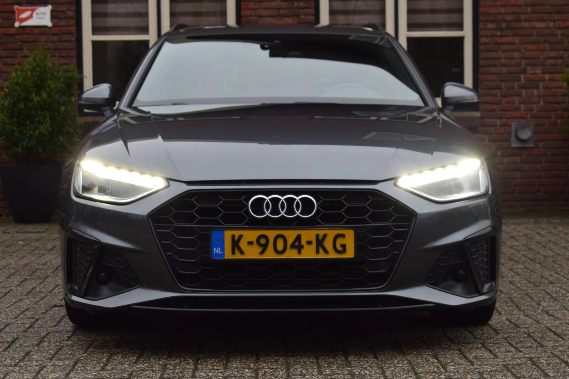 Hoofdafbeelding Audi A4