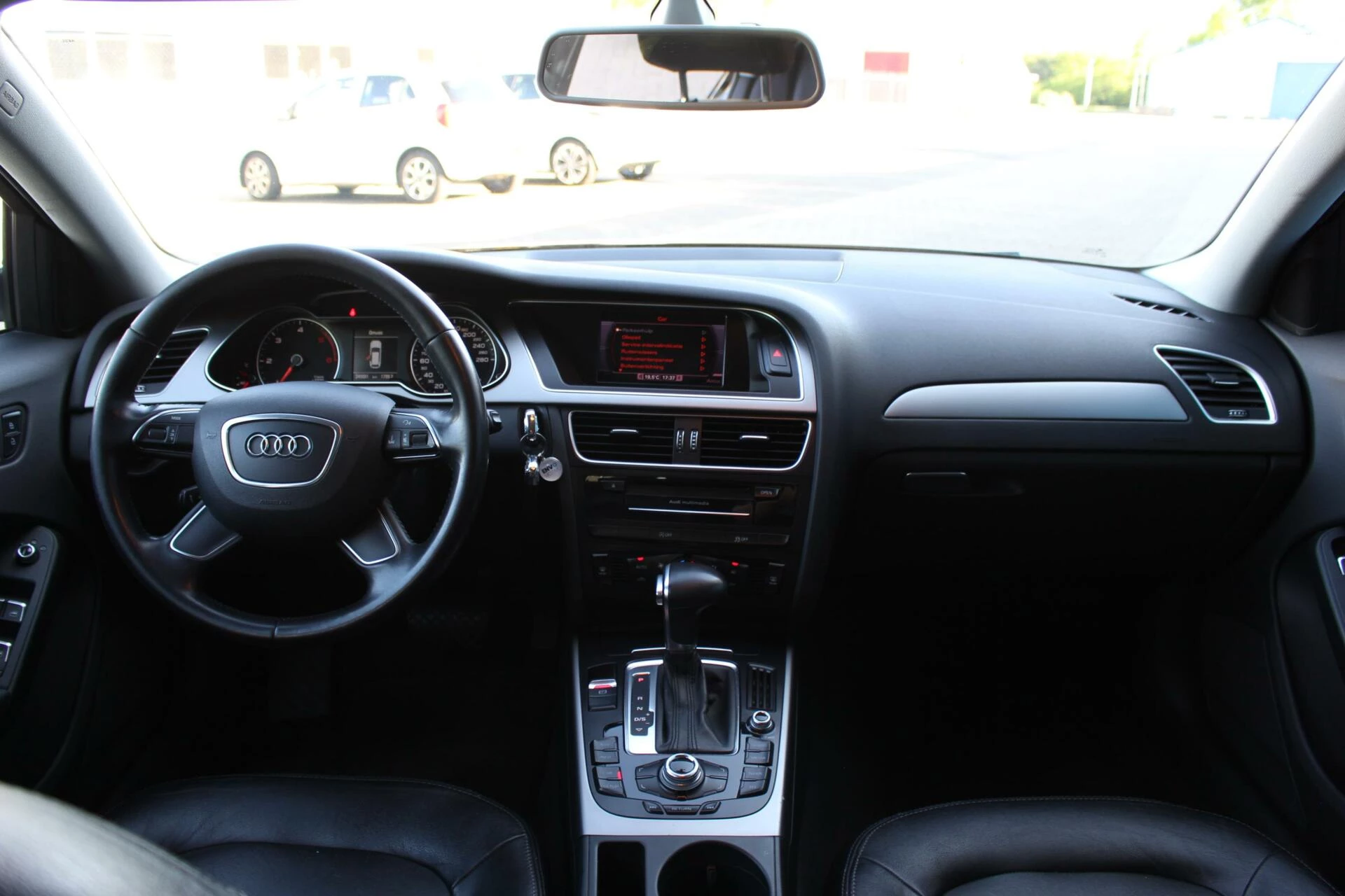 Hoofdafbeelding Audi A4