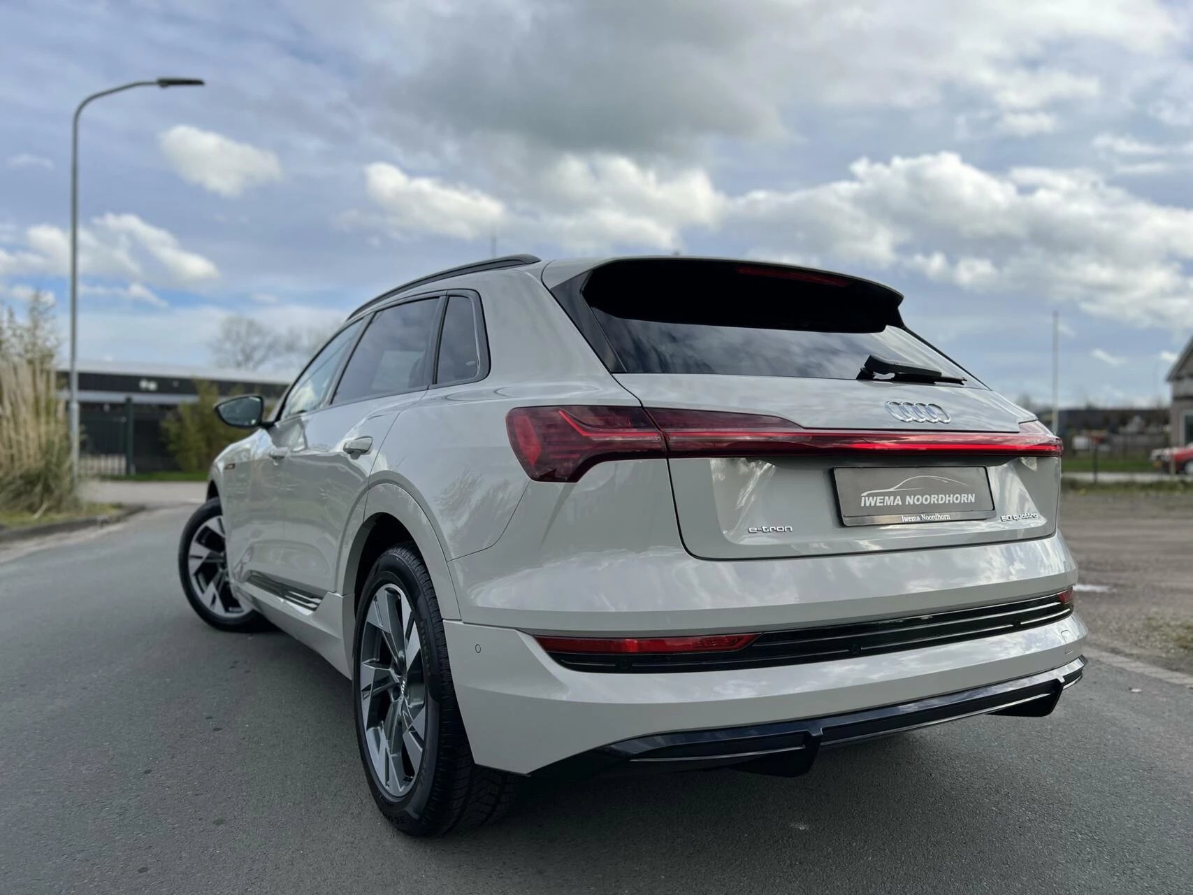 Hoofdafbeelding Audi e-tron