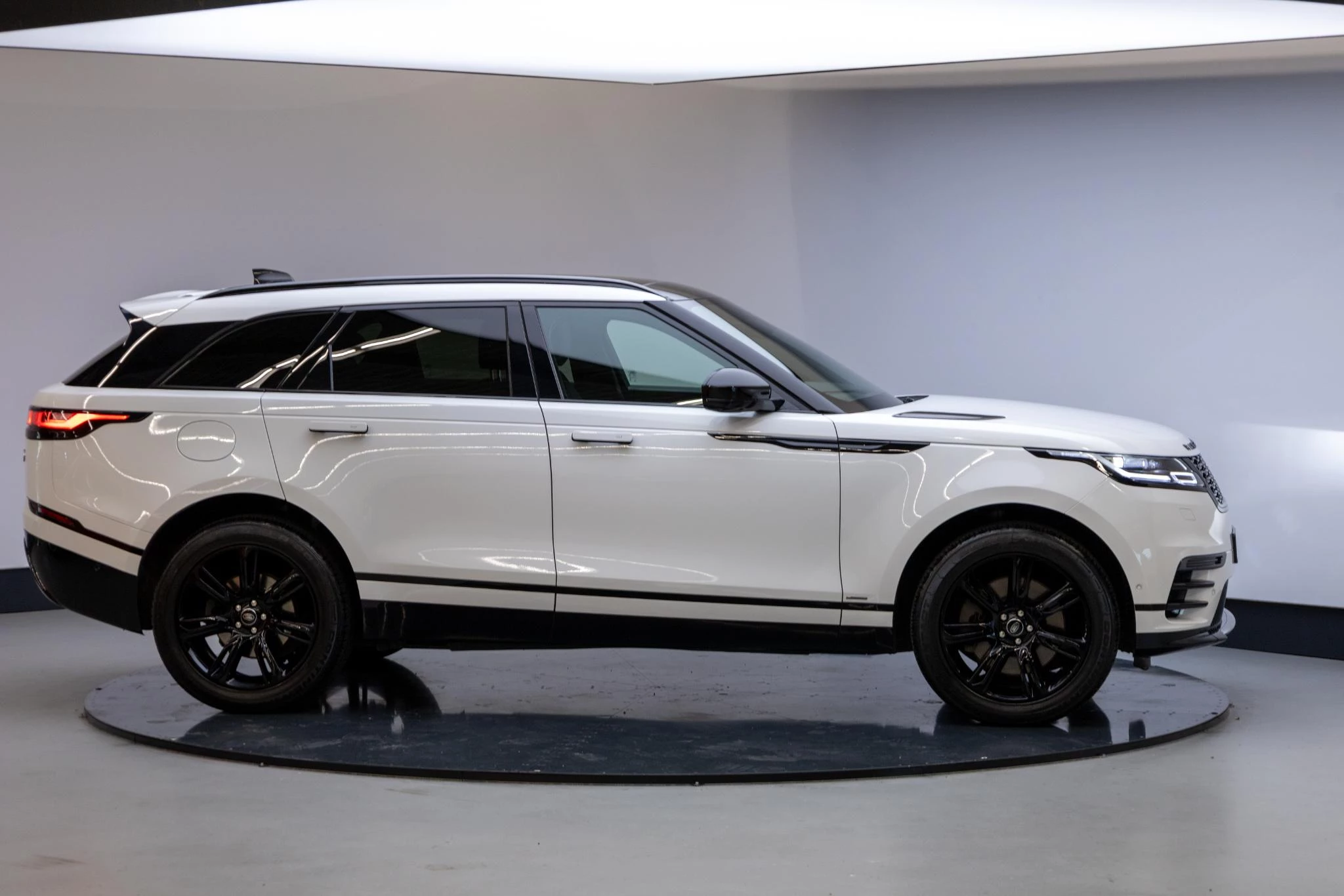 Hoofdafbeelding Land Rover Range Rover Velar