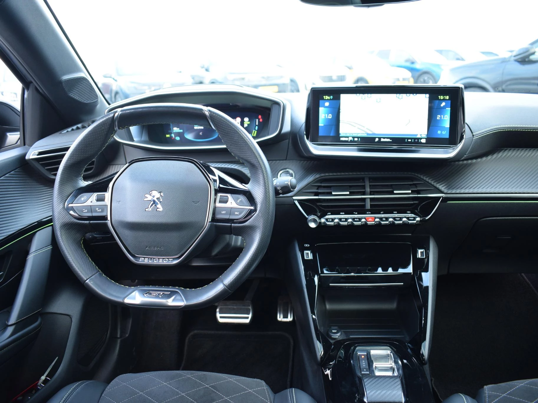 Hoofdafbeelding Peugeot e-208