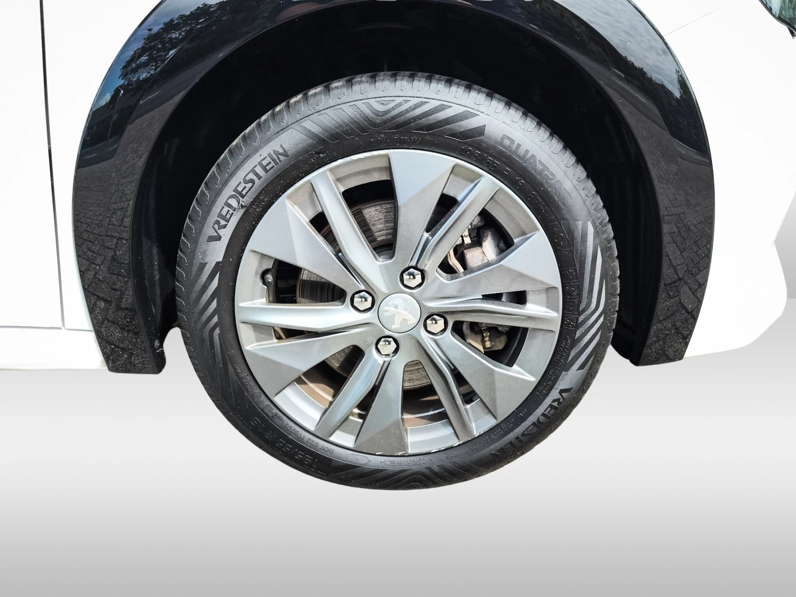 Hoofdafbeelding Peugeot e-208