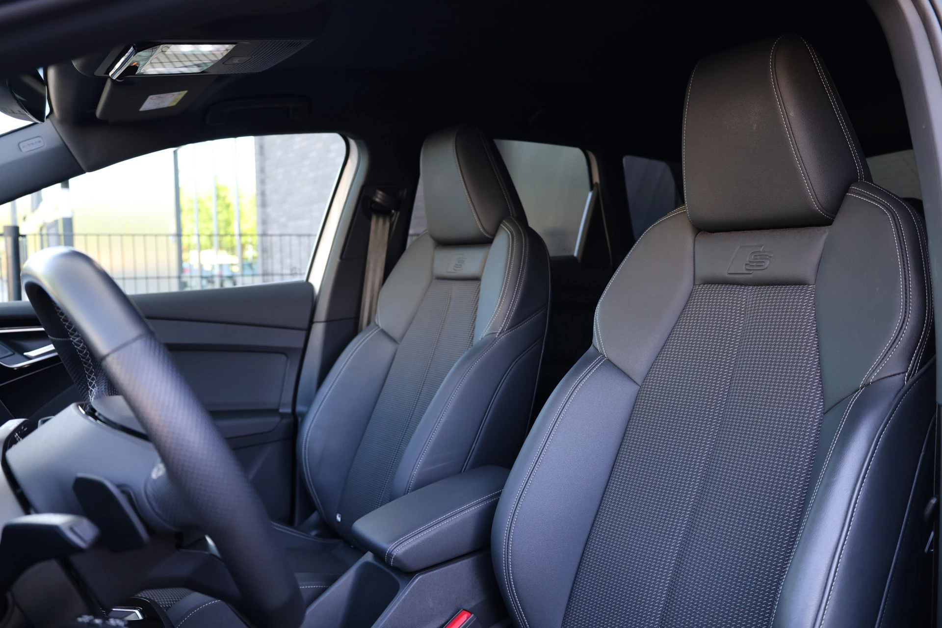 Hoofdafbeelding Audi Q4 e-tron