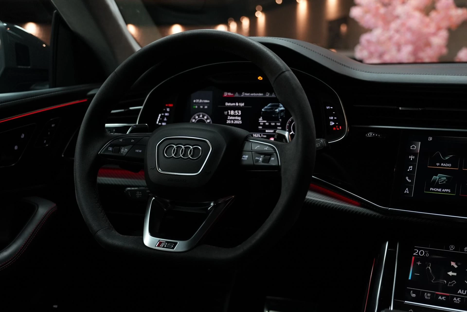 Hoofdafbeelding Audi Q8