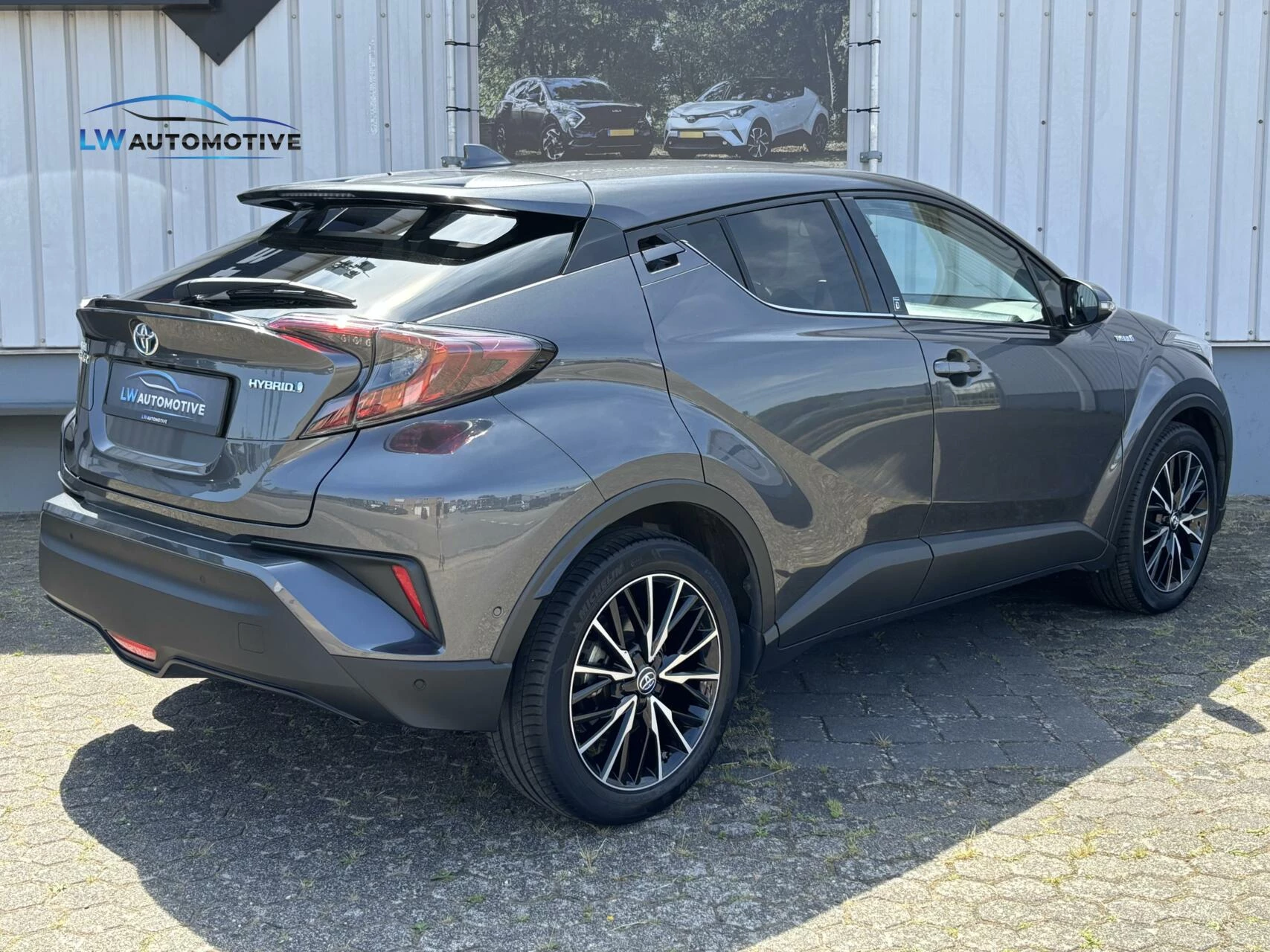 Hoofdafbeelding Toyota C-HR