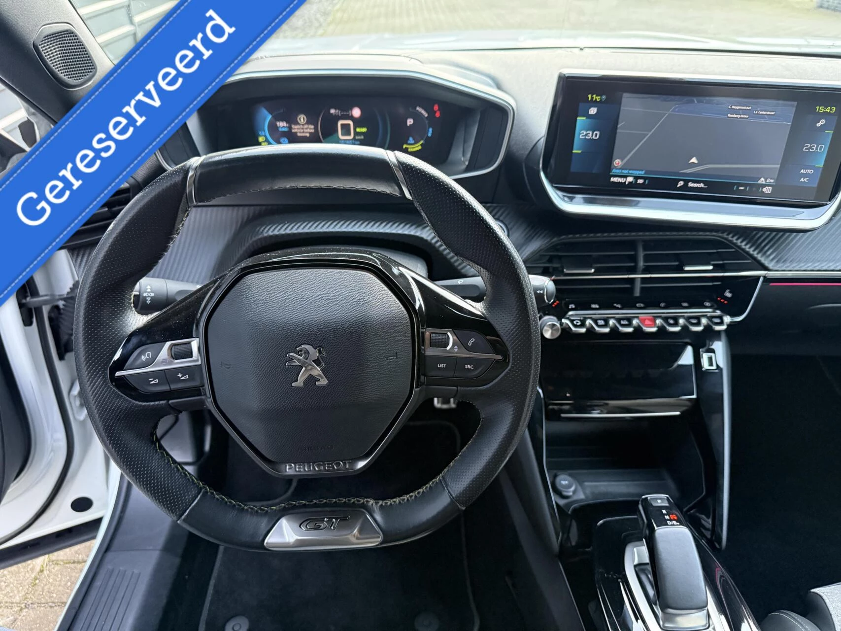 Hoofdafbeelding Peugeot e-2008