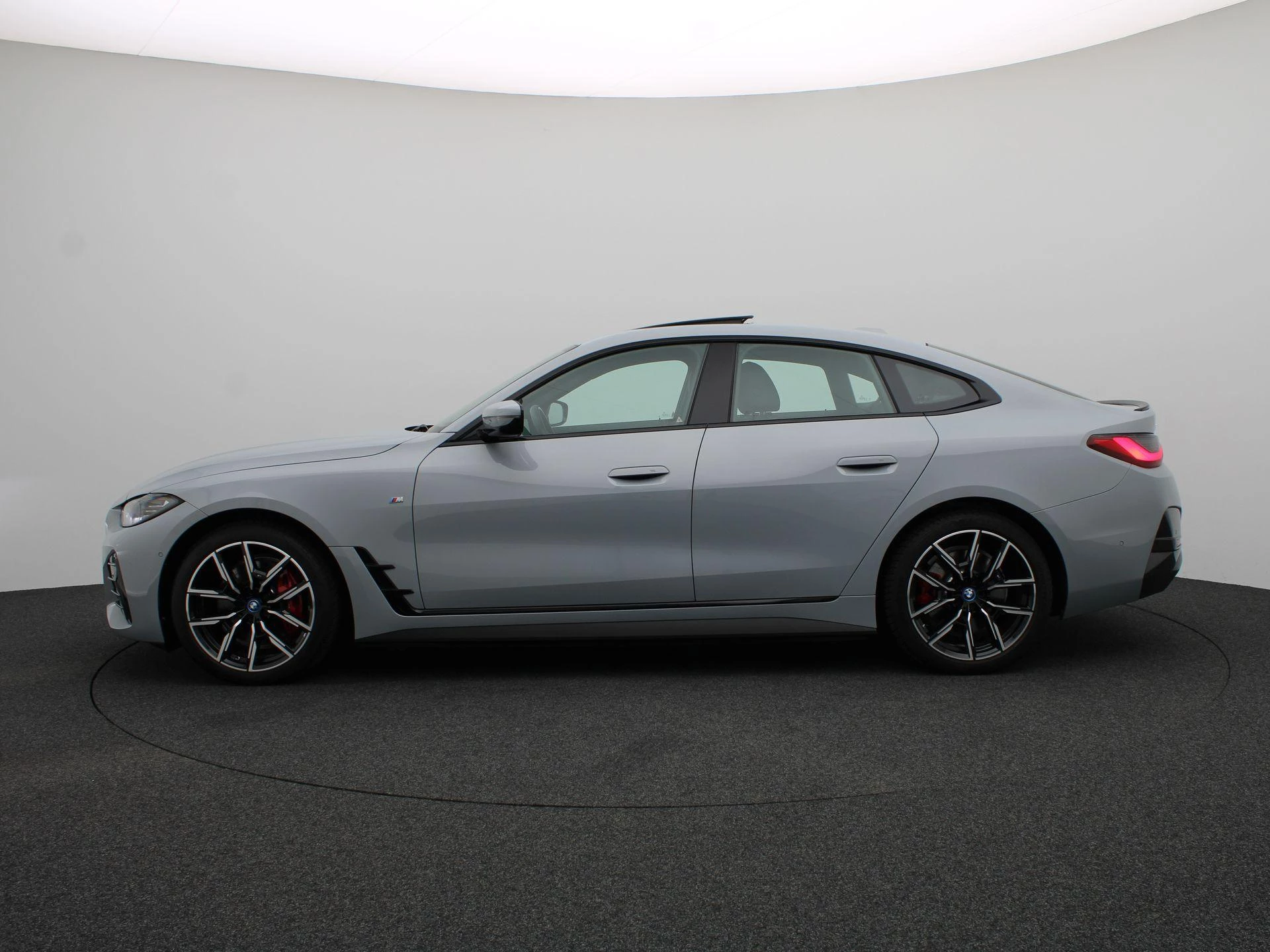 Hoofdafbeelding BMW i4