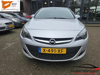 Opel Astra 1.4 Turbo Sport +