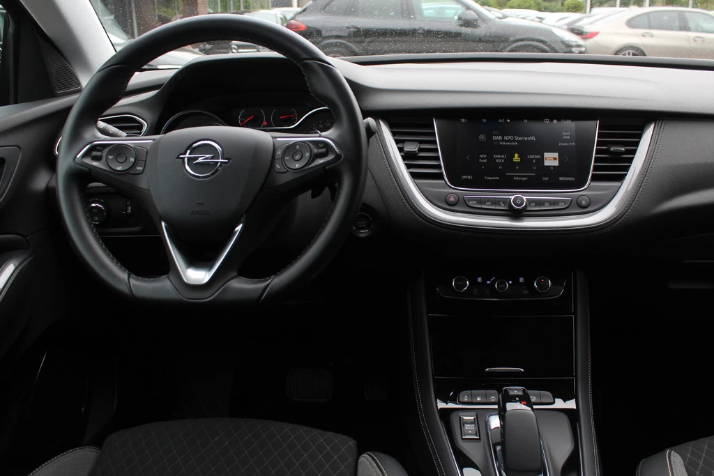 Hoofdafbeelding Opel Grandland X