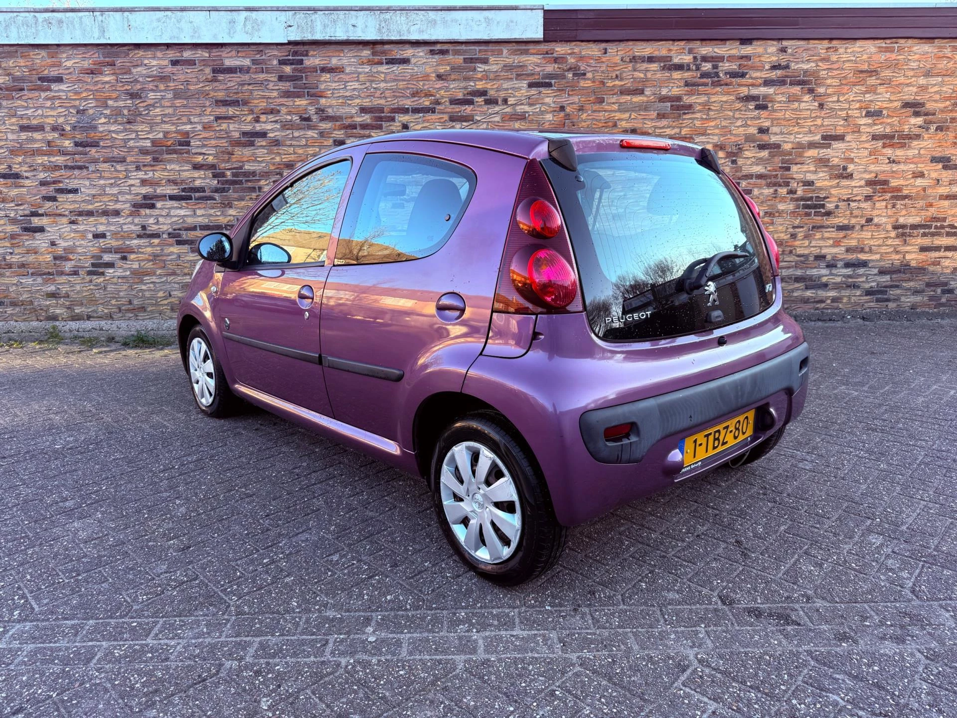 Hoofdafbeelding Peugeot 107