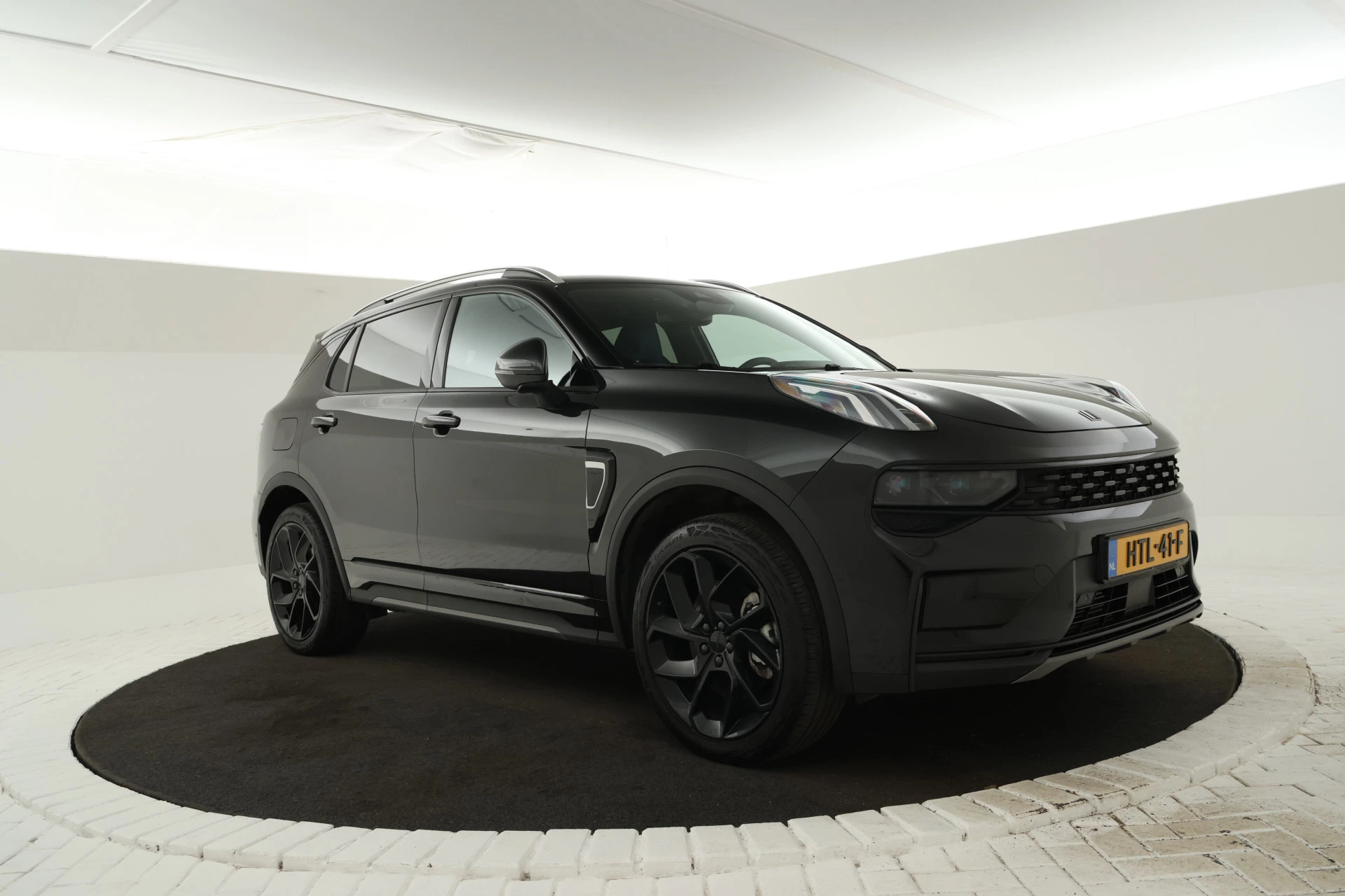 Hoofdafbeelding Lynk & Co 01