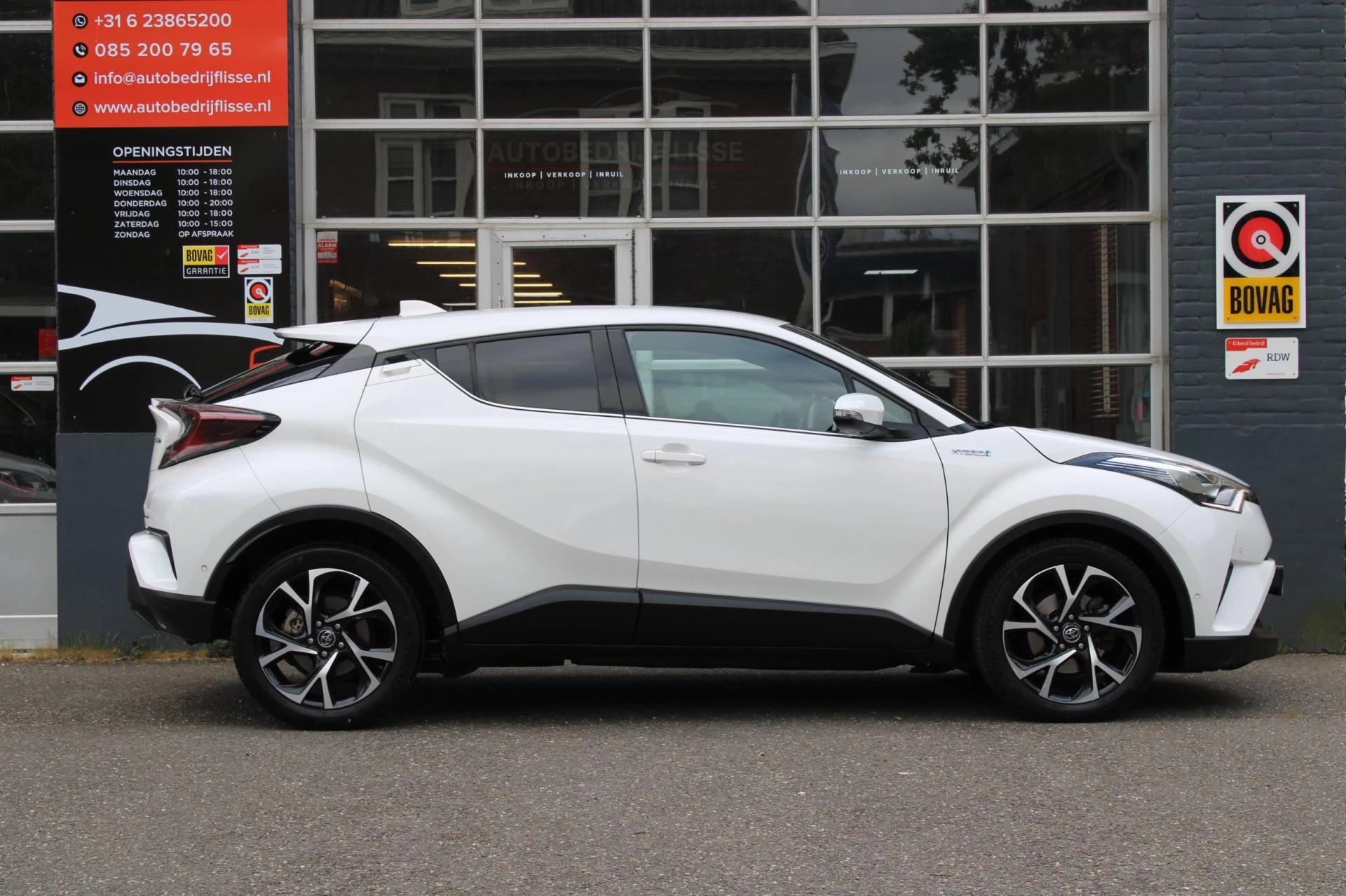 Hoofdafbeelding Toyota C-HR