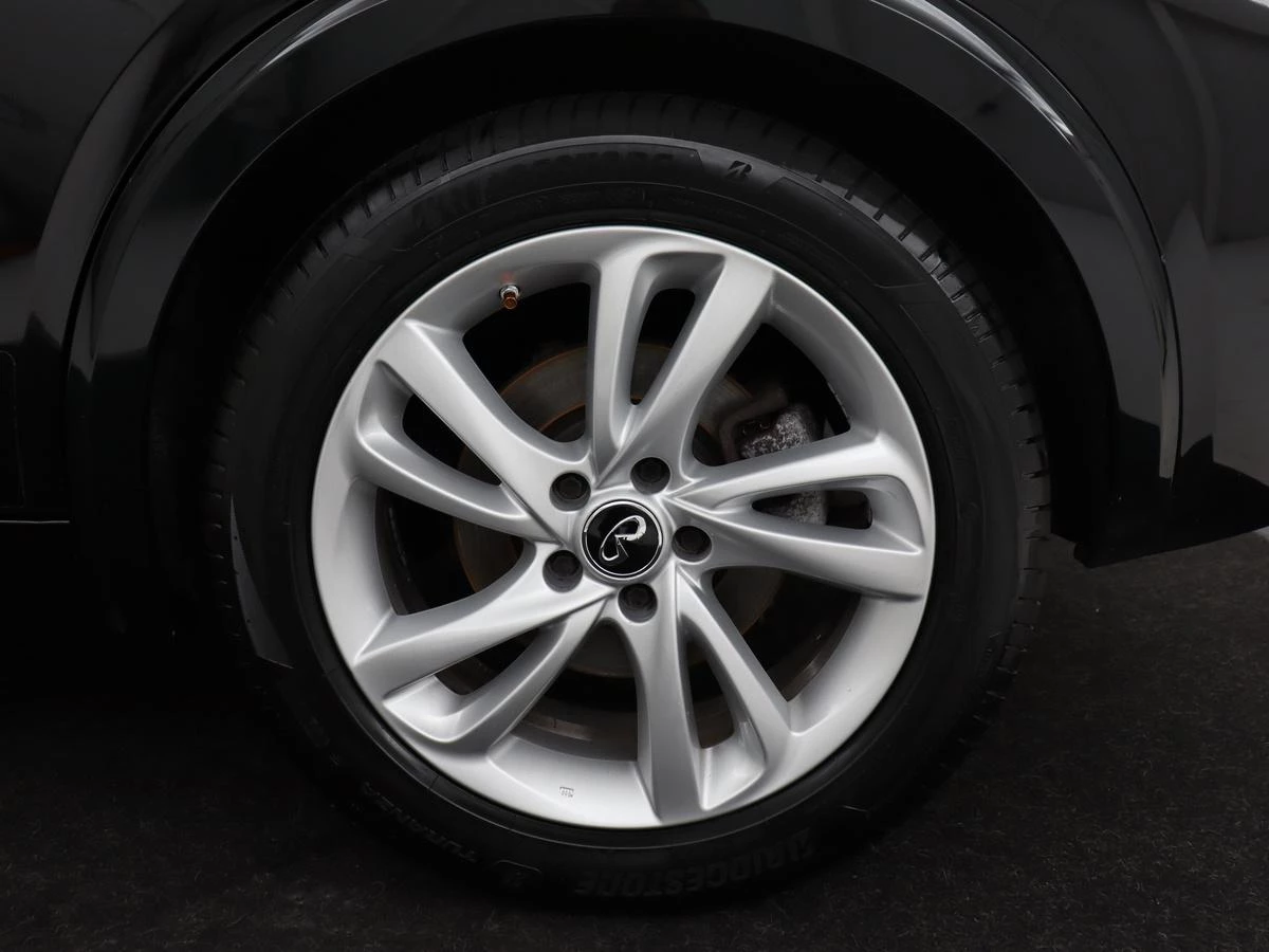 Hoofdafbeelding Infiniti Q
