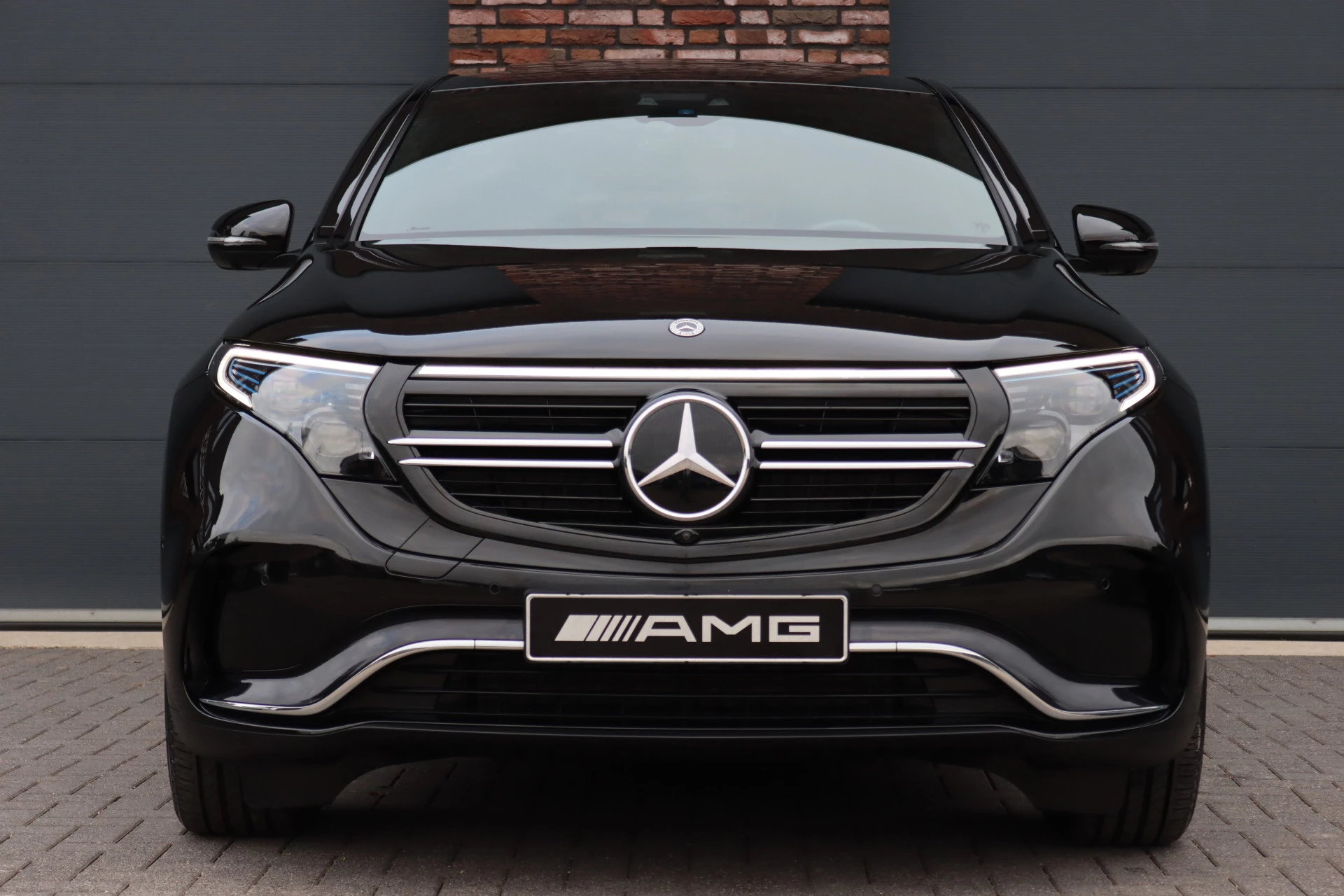 Hoofdafbeelding Mercedes-Benz EQC