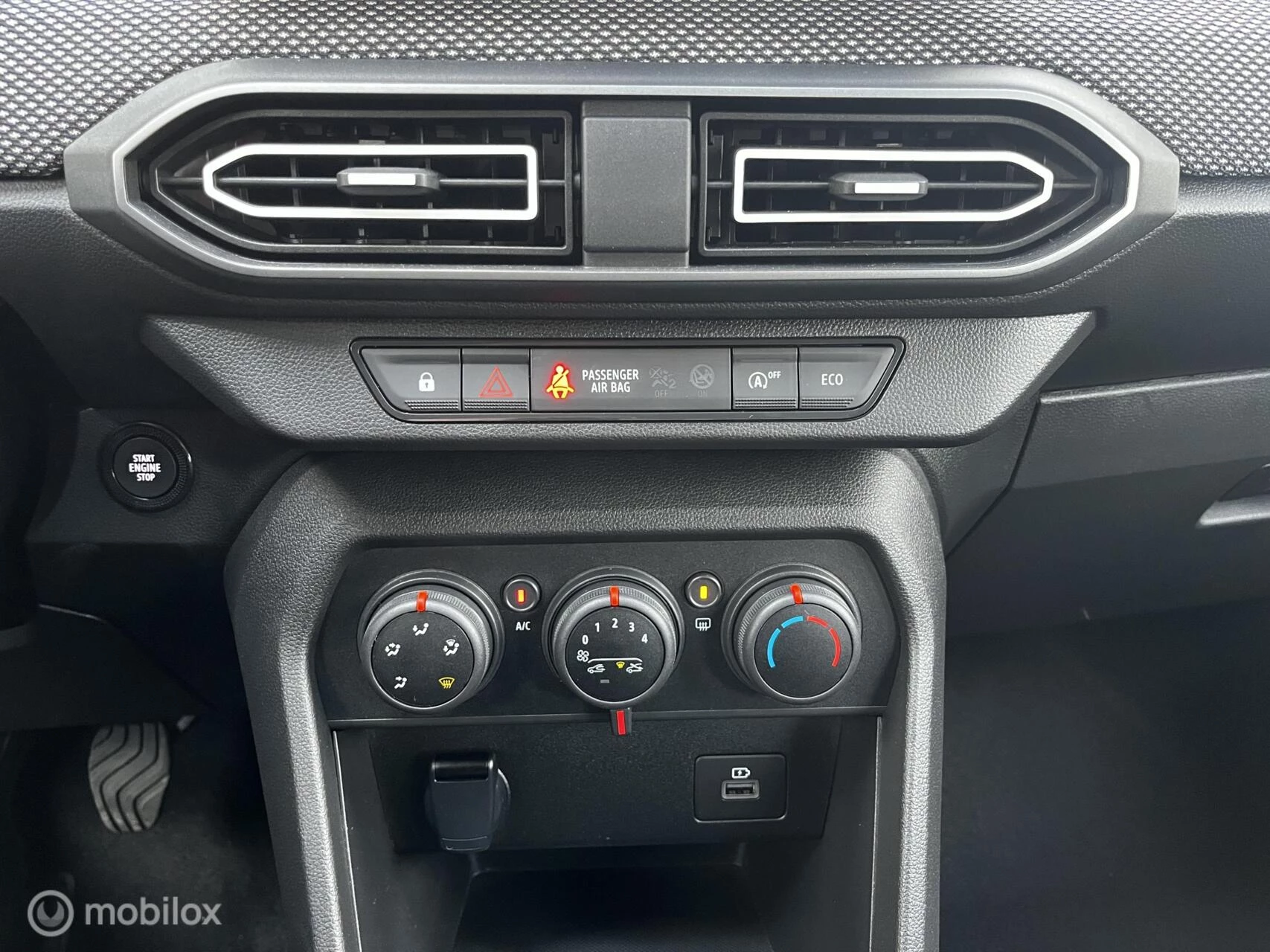 Hoofdafbeelding Dacia Sandero