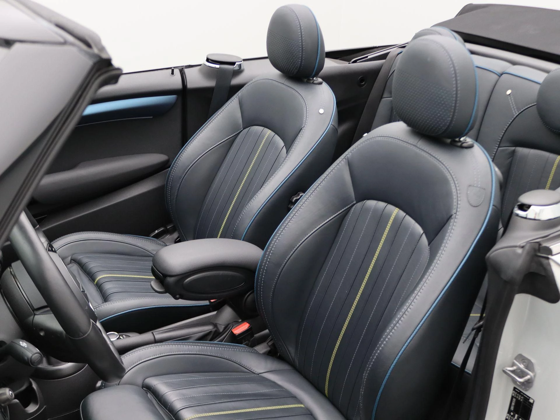 Hoofdafbeelding MINI Cooper Cabrio