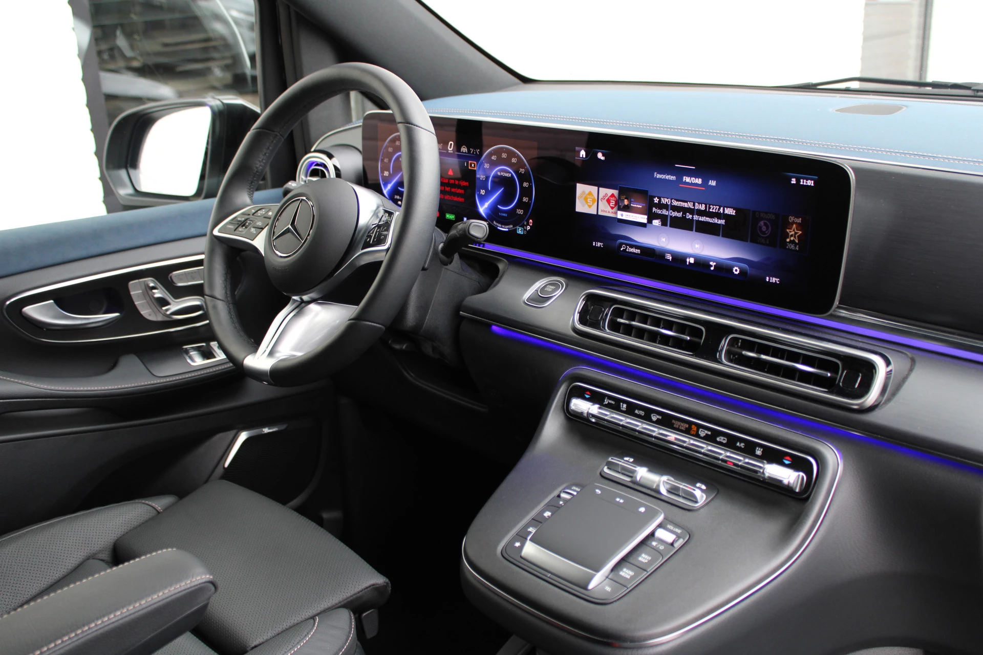 Hoofdafbeelding Mercedes-Benz EQV