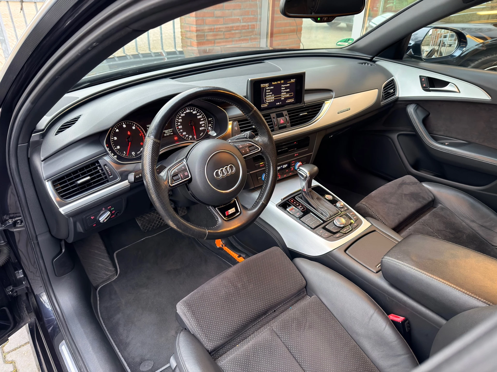 Hoofdafbeelding Audi A6