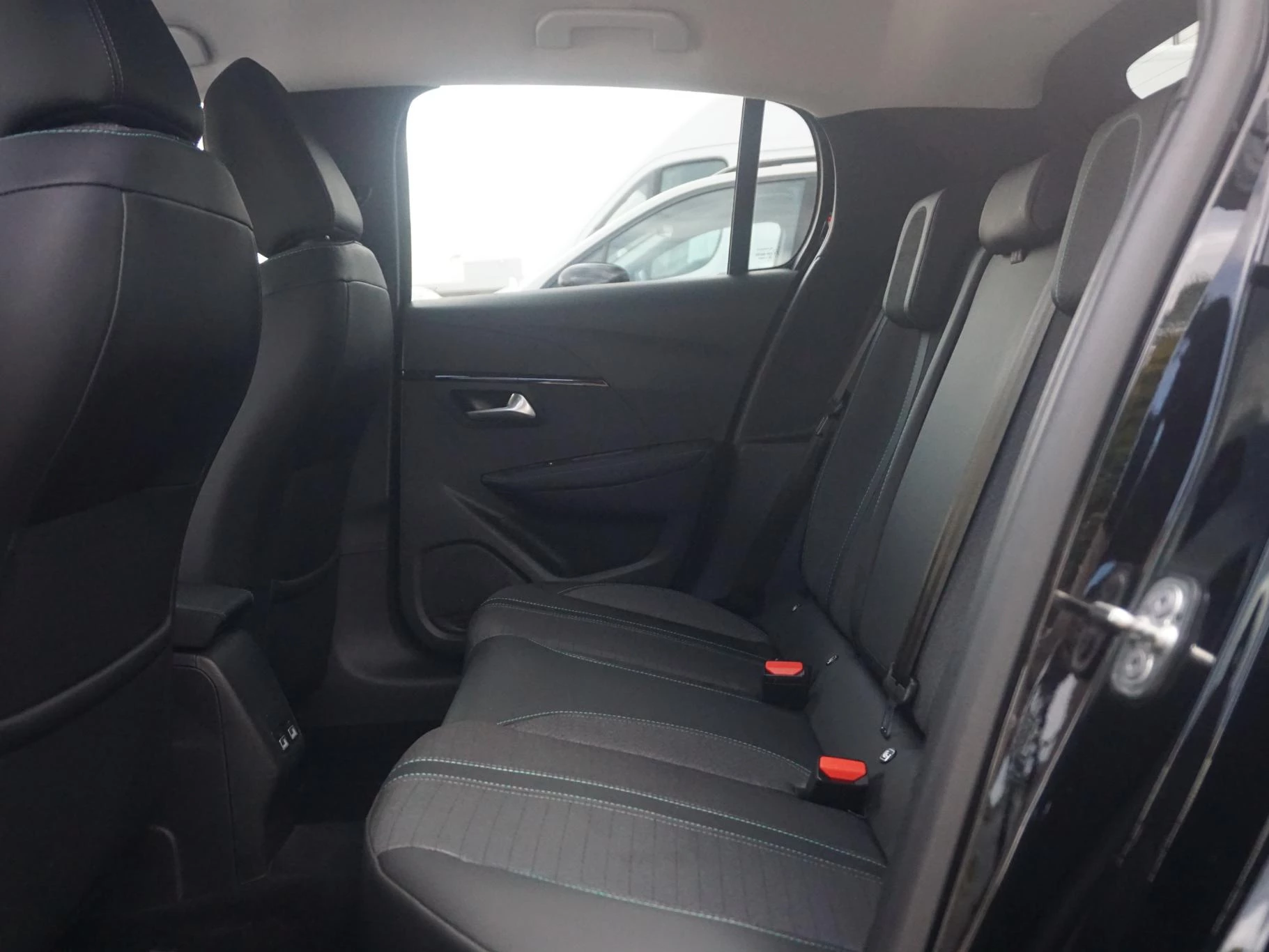 Hoofdafbeelding Peugeot e-208
