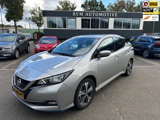 Hoofdafbeelding Nissan Leaf Nissan LEAF E+ Tekna 62 kWh | ORG. NL. NAP KM. | * 17.899 NA SUBSIDIE * | 400 KM ACTIERADIUS | 360 CAMERA | DEALER ONDERHOUDEN