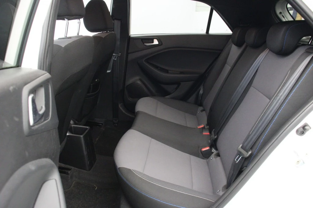 Hoofdafbeelding Hyundai i20
