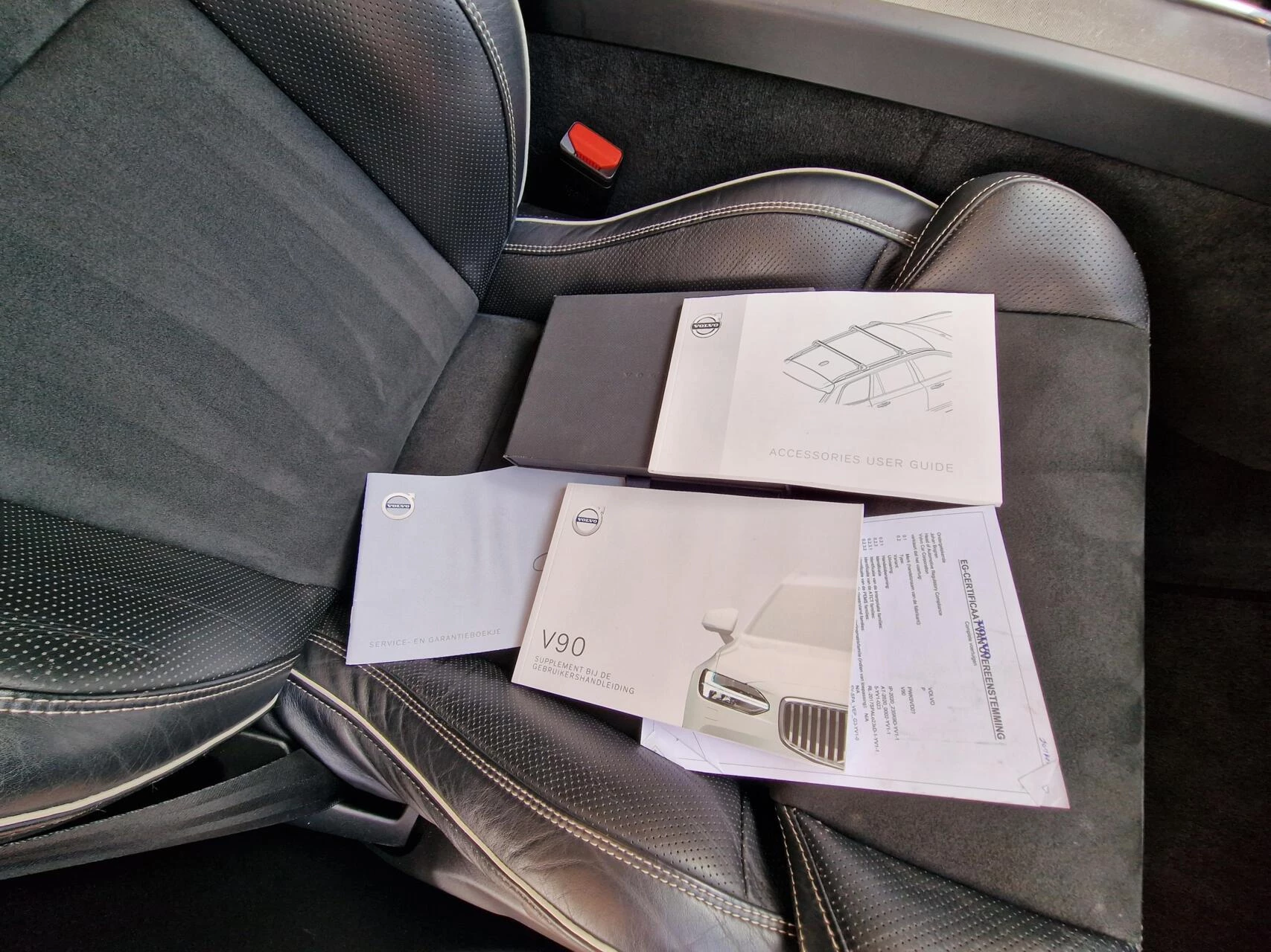 Hoofdafbeelding Volvo V90