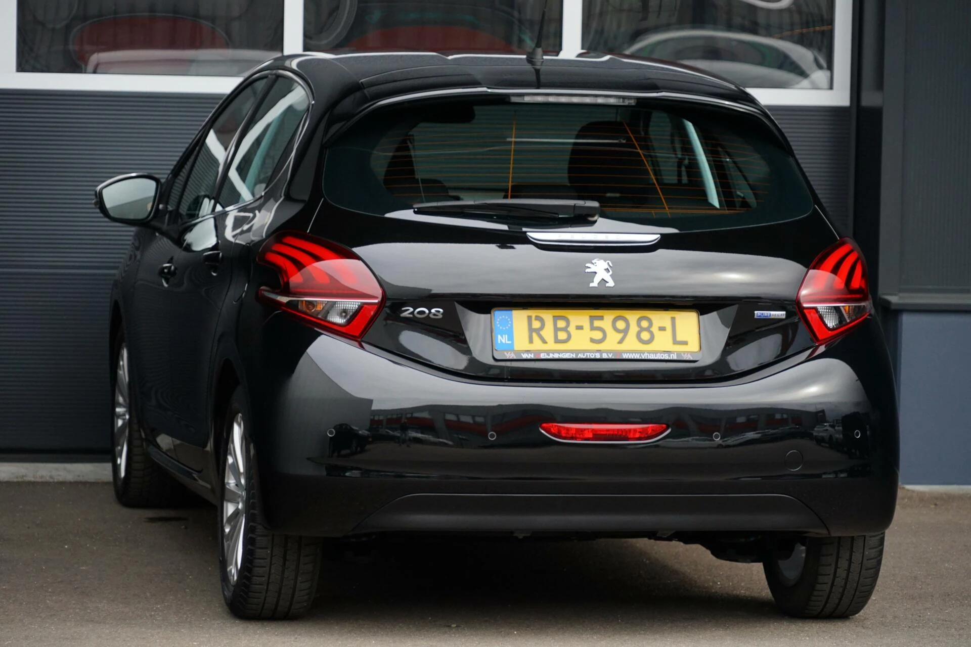 Hoofdafbeelding Peugeot 208
