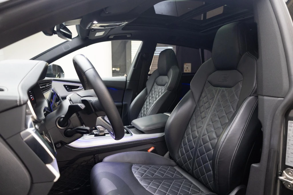 Hoofdafbeelding Audi Q8