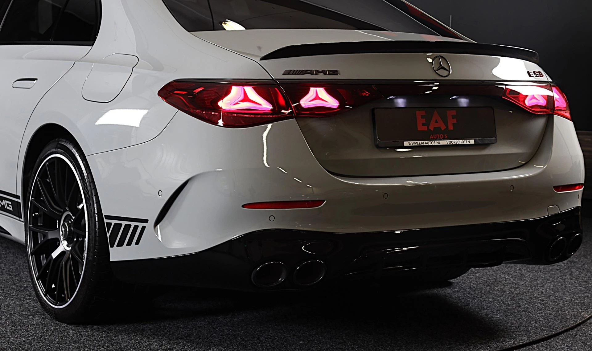 Hoofdafbeelding Mercedes-Benz E-Klasse