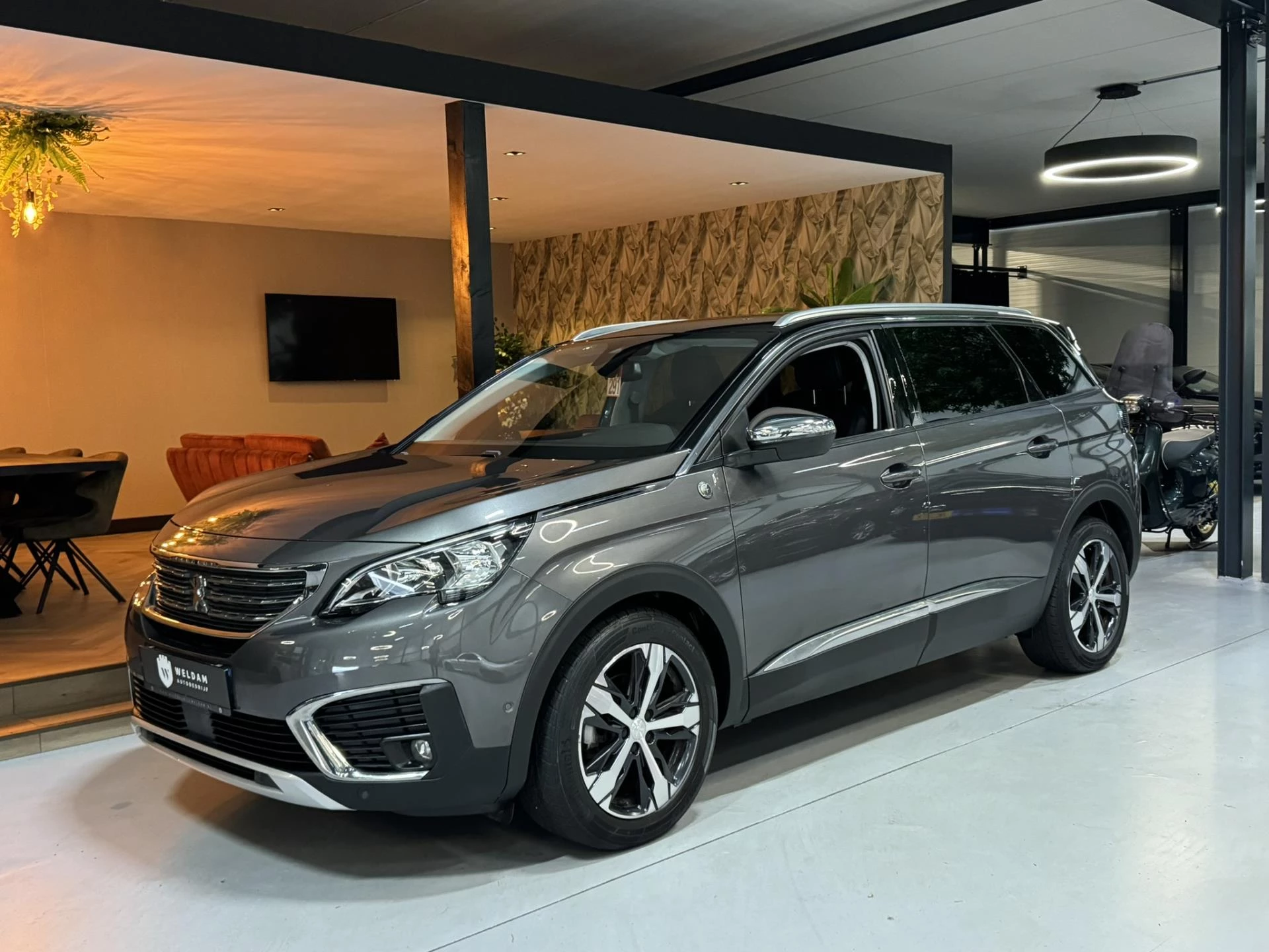 Hoofdafbeelding Peugeot 5008
