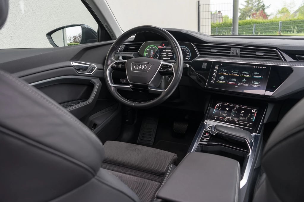 Hoofdafbeelding Audi e-tron