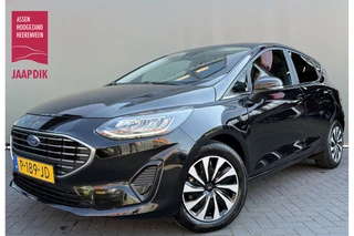 Hoofdafbeelding Ford Fiesta Ford Fiesta BWJ 2022 1.0 EcoBoost 124 PK Hybrid Titanium APPLE CARPLAY / ANDROID AUTO / NAVI / AIRCO / CRUISE / PDC