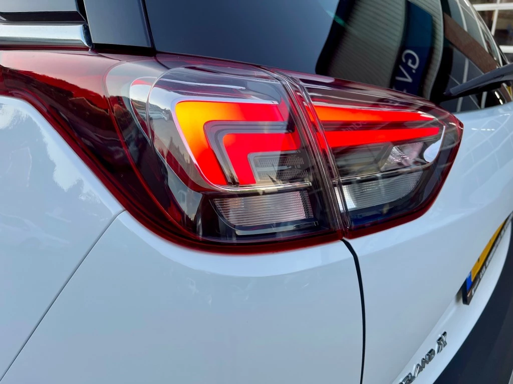 Hoofdafbeelding Opel Crossland X