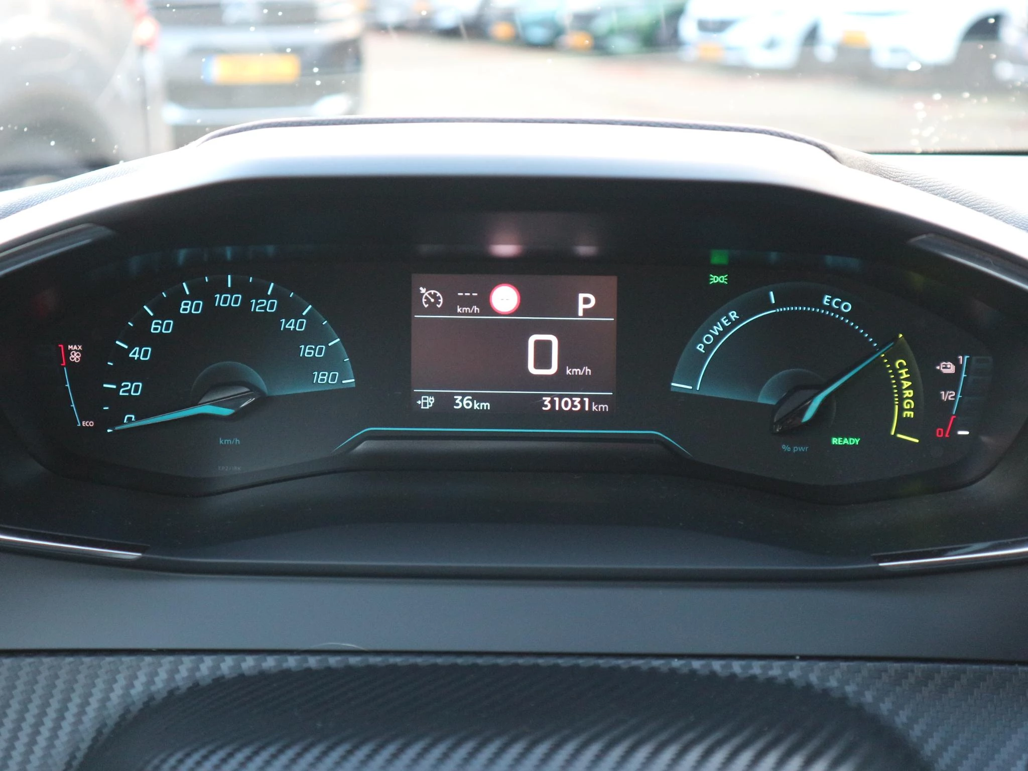 Hoofdafbeelding Peugeot e-208