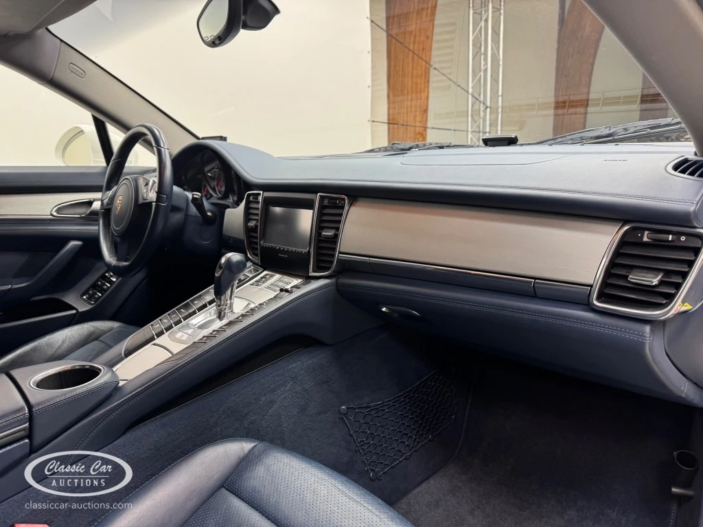 Hoofdafbeelding Porsche Panamera