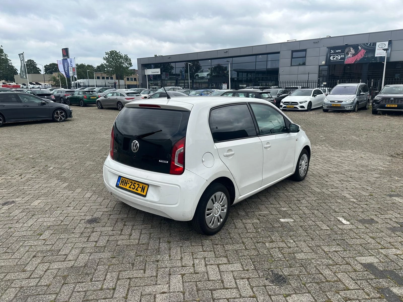 Hoofdafbeelding Volkswagen up!