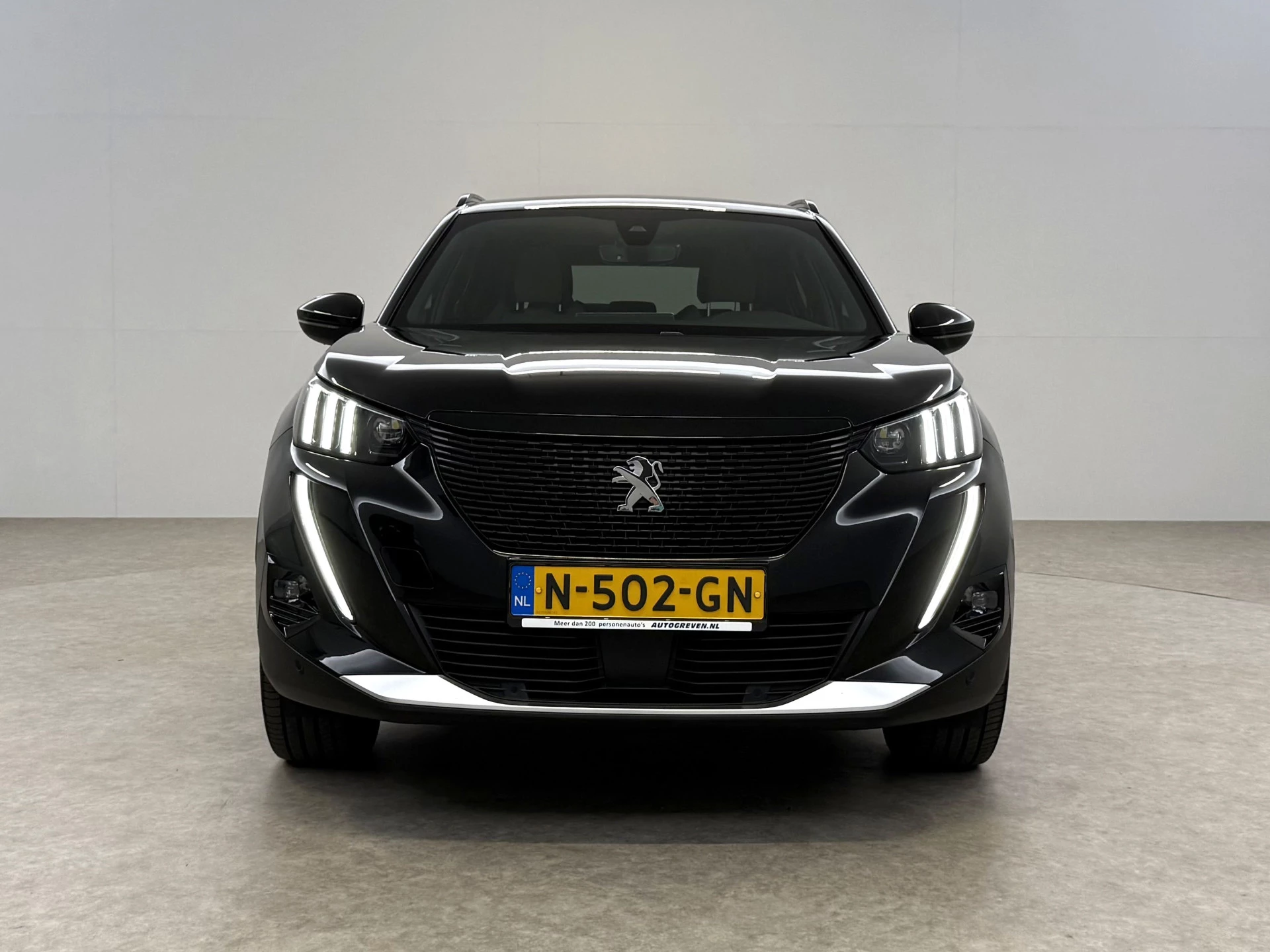Hoofdafbeelding Peugeot e-2008