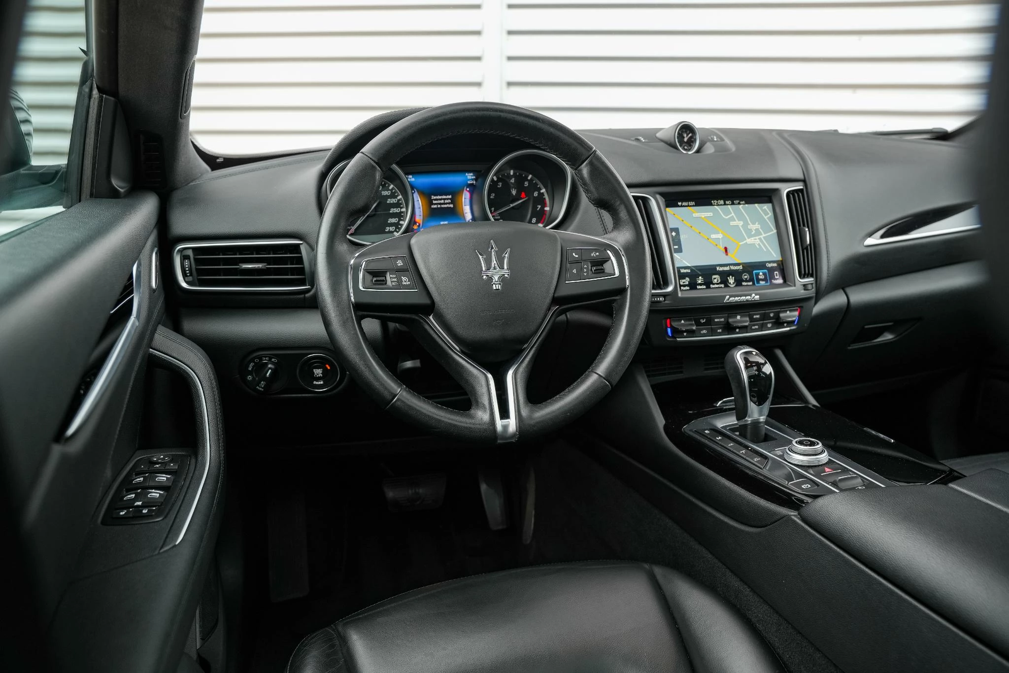 Hoofdafbeelding Maserati Levante