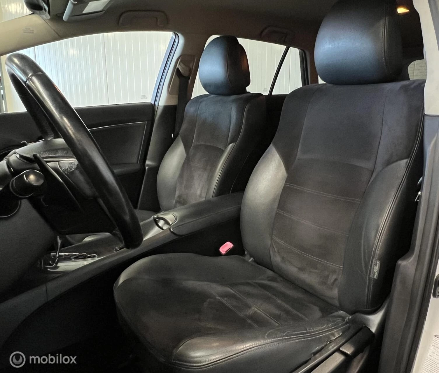 Hoofdafbeelding Toyota Avensis