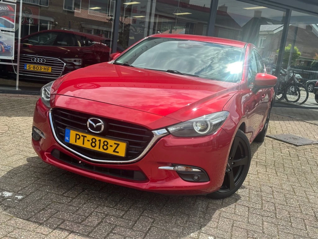 Hoofdafbeelding Mazda 3