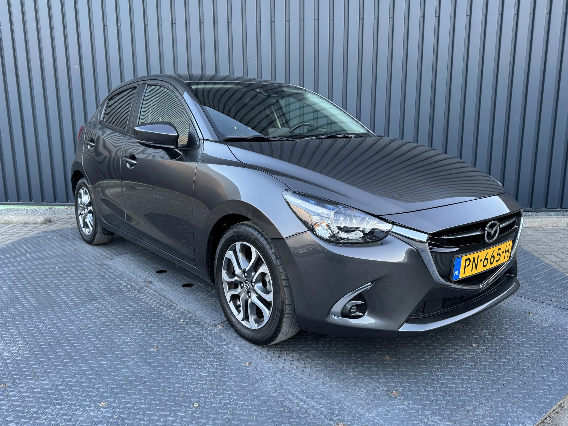 Hoofdafbeelding Mazda 2
