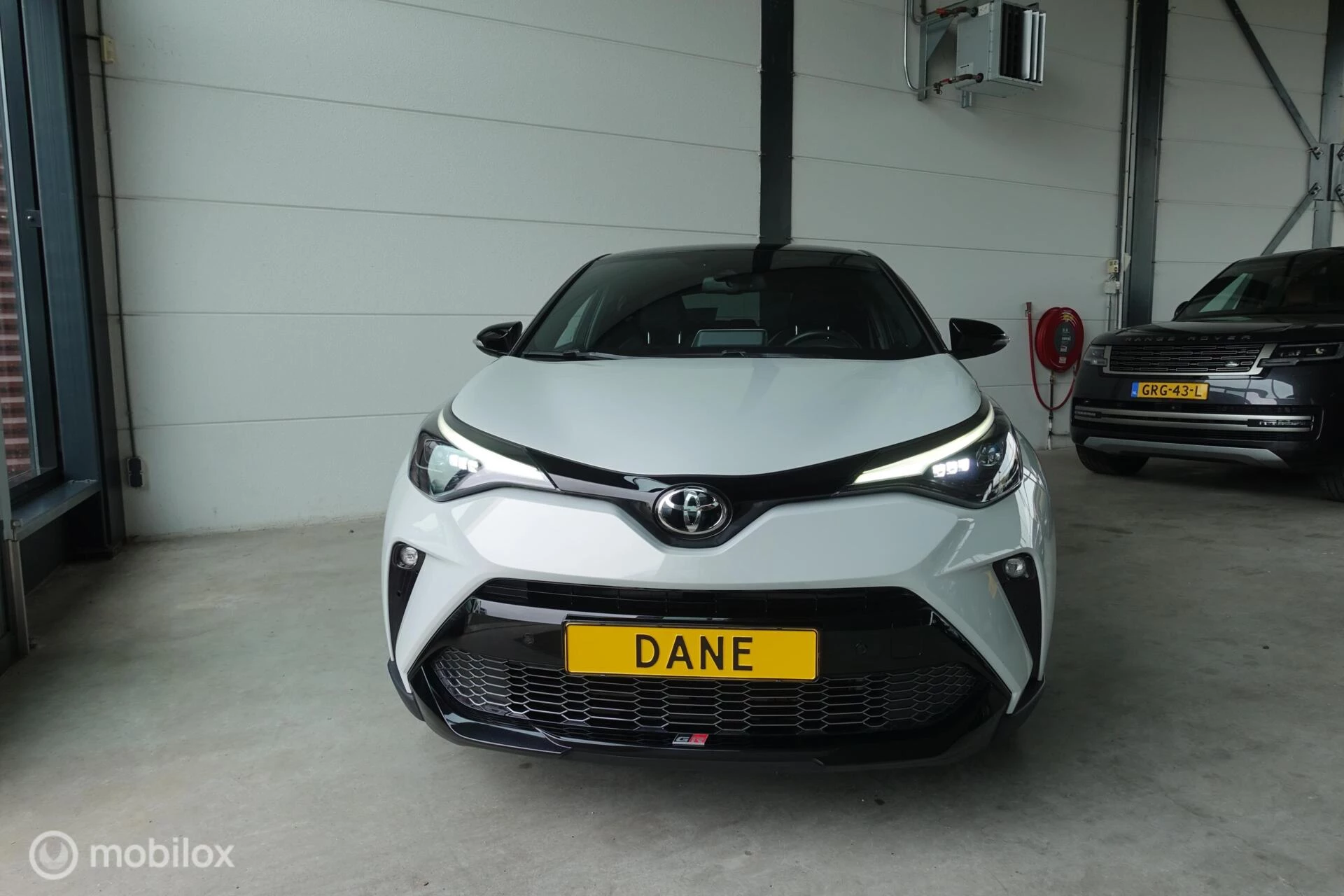 Hoofdafbeelding Toyota C-HR